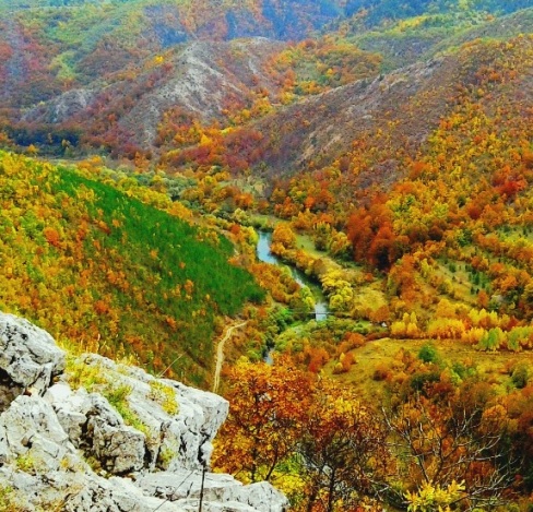 Una - Unac Mighty Confluence, BA
